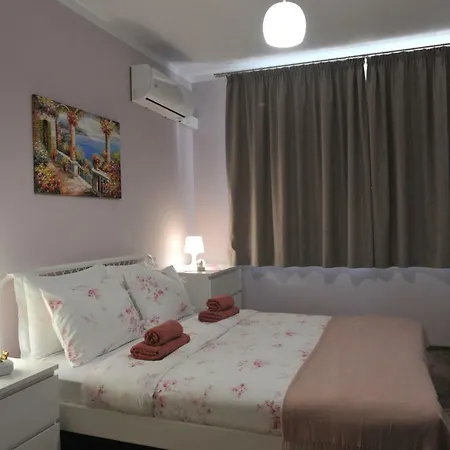 New & Cosy One Bedroom In Center شقة بلوفديف