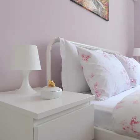 New & Cosy One Bedroom In Center شقة بلوفديف